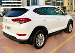 White Hyundai Tucson 2018